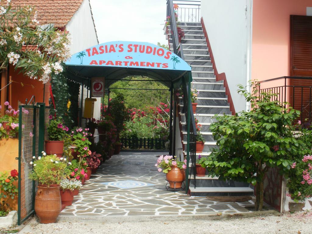 Tasia Studios Perivolion Luaran gambar